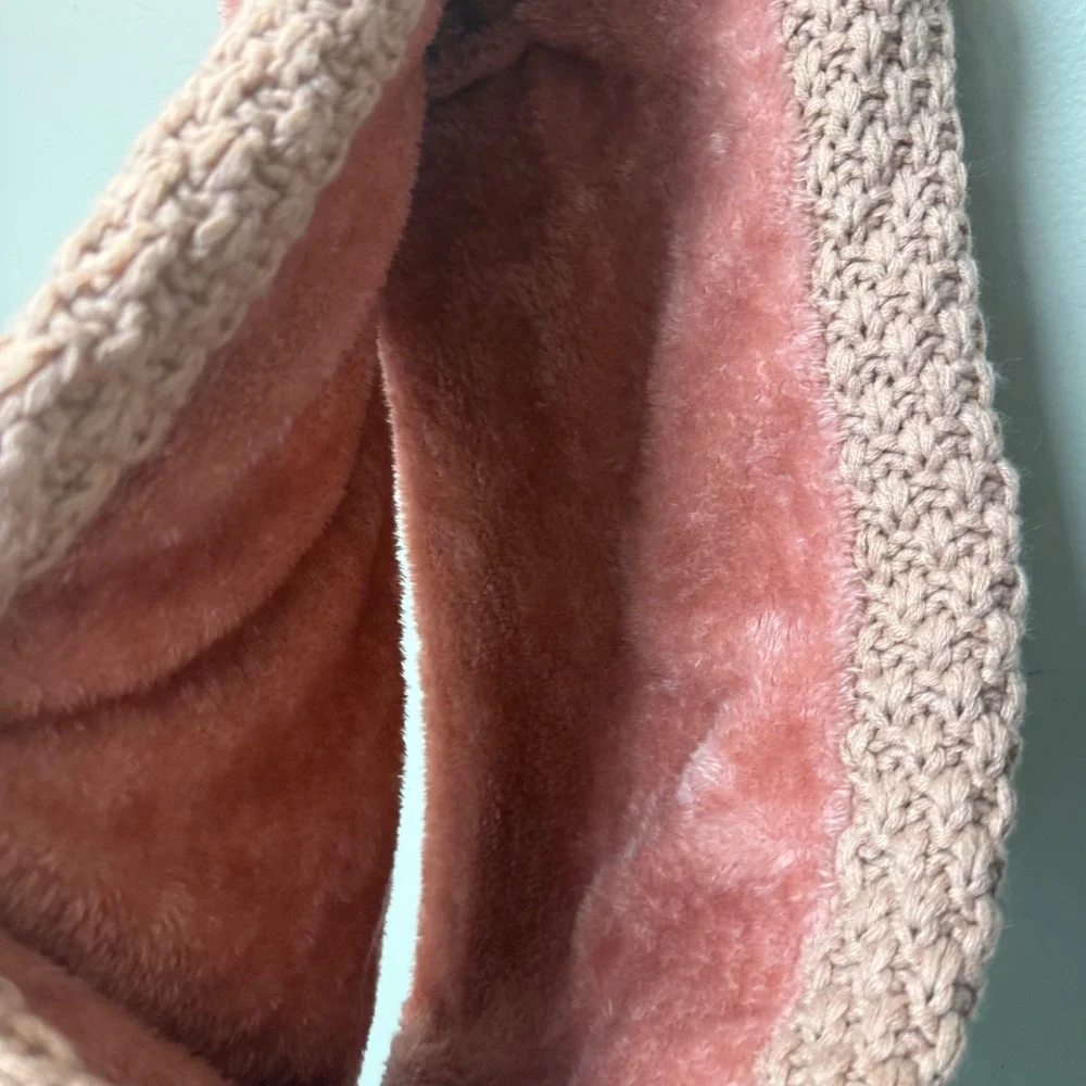 UGG Australia Infinity Scarf Womens OS Rose Pink Excellent Cable Knit Faux Fur